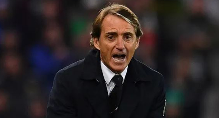 Roberto Mancini khi Italia trùng bảng Bồ Đào Nha!