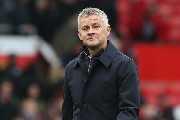 MU tăm tia HLV “vạn người mê”, Ronaldo có thể không đạt danh hiệu Quả Bóng Vàng