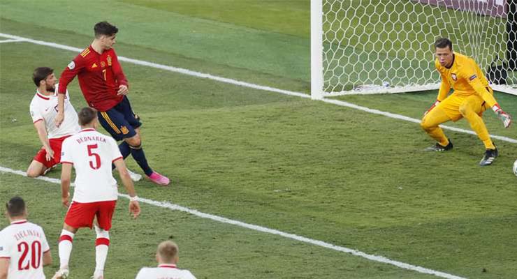 Morata ghi bàn đầu tiên cho Tây Ban Nha