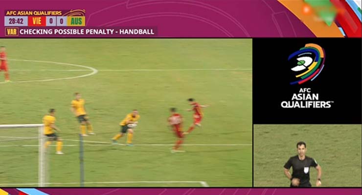 Tình huống Penalty gây tranh cãi