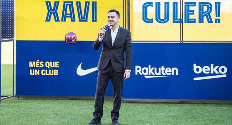 Xavi chính thức cập bến Barcelona