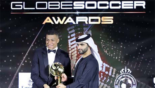 Mbappe bất ngờ vượt mặt CR7 và Lewandowski để đoạt giải Quả bóng vàng… Dubai